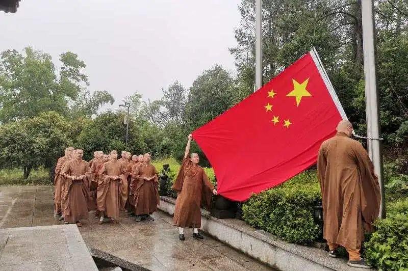 酱香骨怎么做？